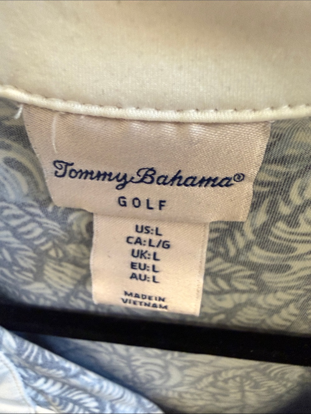 Tommy Bahama Golf 2piece Set Navy and White Leaf-Print Button Down Polo - Picture 4 of 5
